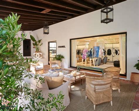 Chanel opens first seasonal shop in Marbella .